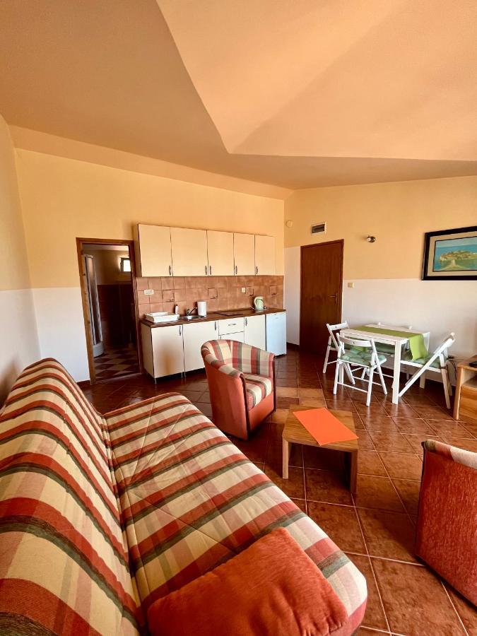 Apartmani Bojana Budva Eksteriør bilde